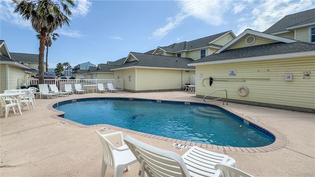 15102 Leeward Dr 702, Corpus Christi, TX 78418