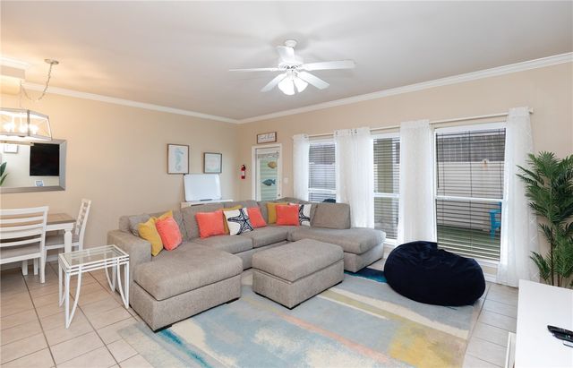 15102 Leeward Dr 702, Corpus Christi, TX 78418