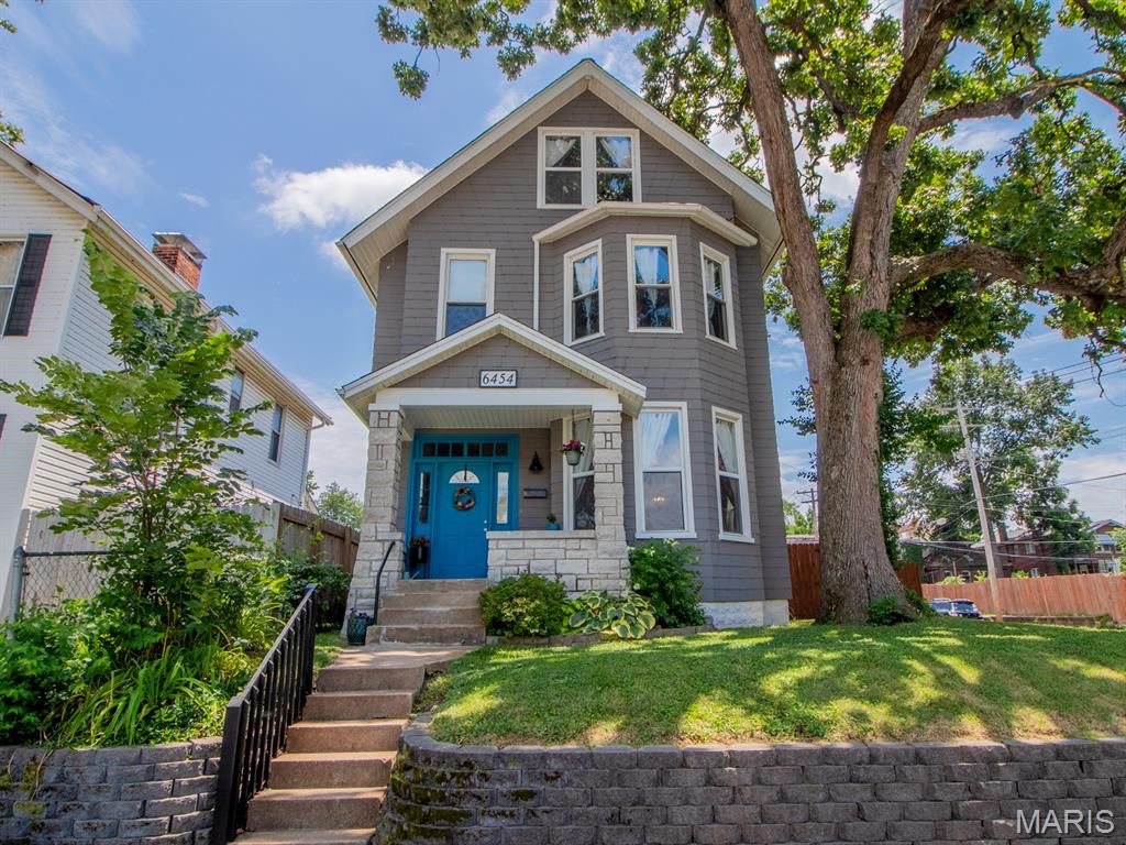 6454 Virginia Avenue, St Louis, MO 63111