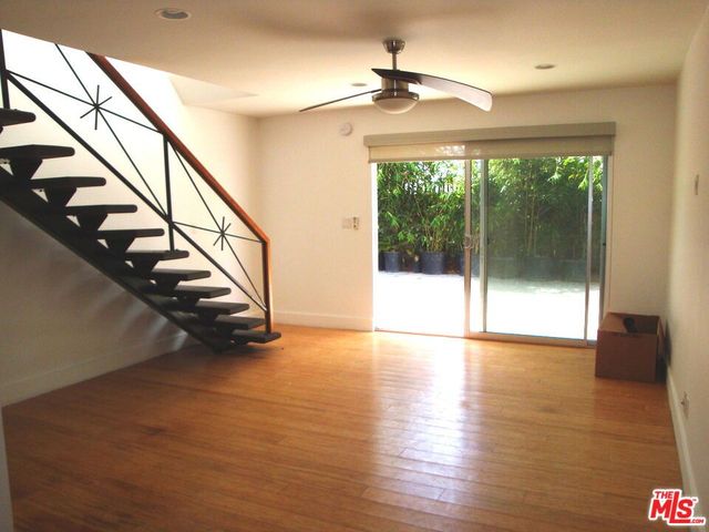 4515 McConnell Avenue 4, Los Angeles, CA 90066