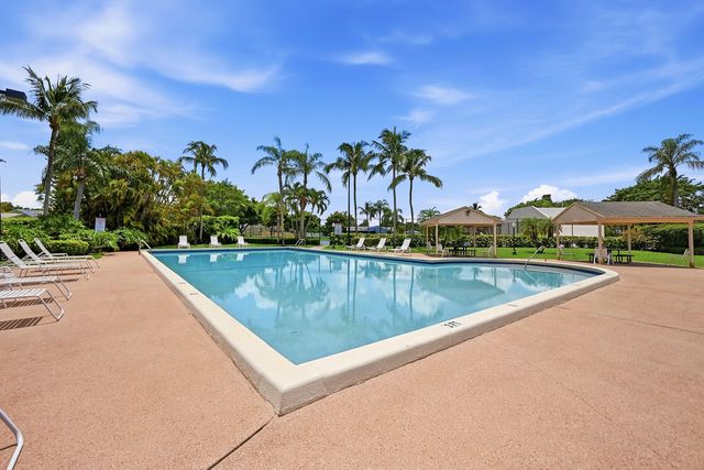 8131 Country Park Drive, Boca Raton, FL 33433