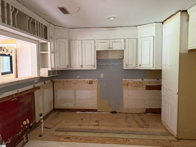 125 Terry Road, Fountain Inn, SC 29644