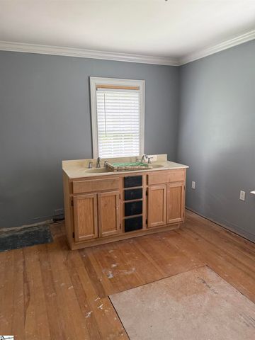 125 Terry Road, Fountain Inn, SC 29644