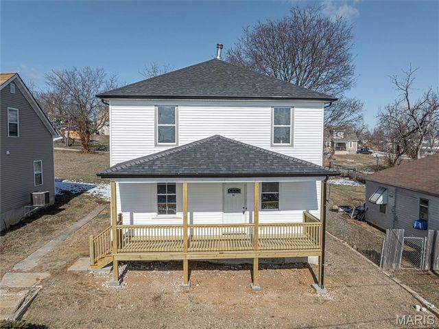 105 E Roosevelt Avenue, Union, MO 63084