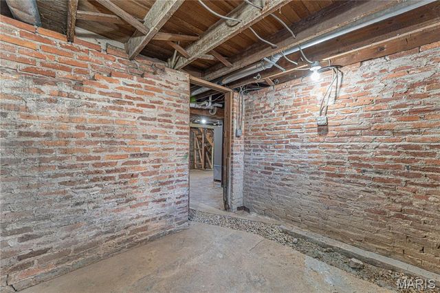 105 E Roosevelt Avenue, Union, MO 63084