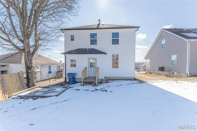 105 E Roosevelt Avenue, Union, MO 63084