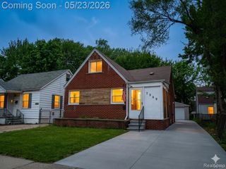 7569 Westminster Avenue, Warren, MI 48091