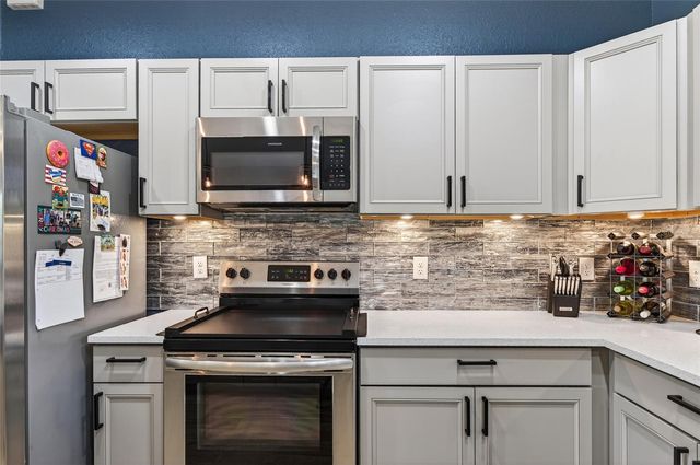 2967 JOHANNESBERG ROAD, North Port, FL 34288