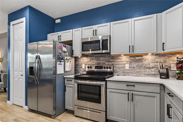 2967 JOHANNESBERG ROAD, North Port, FL 34288