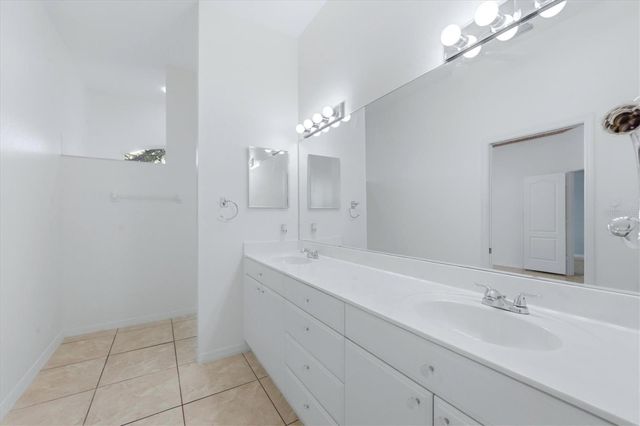 2024 LYNX RUN, North Port, FL 34288