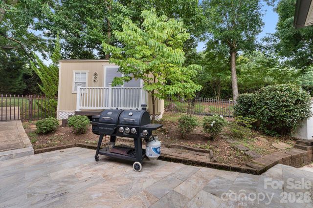 172 Mariner Pointe Lane, Mooresville, NC 28117