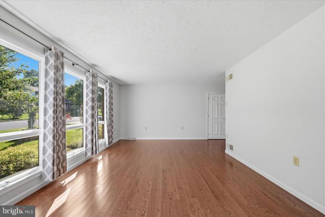 1317 CAROLINE ST, Winchester, VA 22601