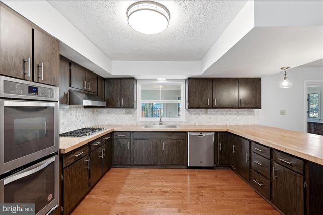 1317 CAROLINE ST, Winchester, VA 22601