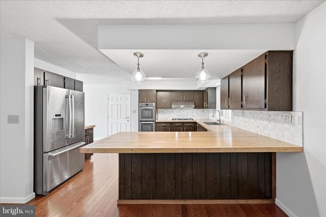 1317 CAROLINE ST, Winchester, VA 22601