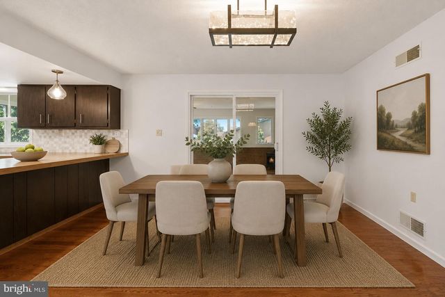 1317 CAROLINE ST, Winchester, VA 22601