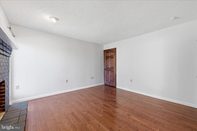 1317 CAROLINE ST, Winchester, VA 22601