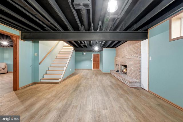 1317 CAROLINE ST, Winchester, VA 22601