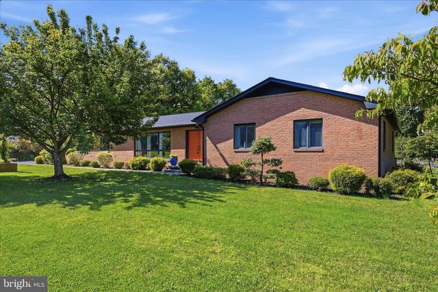 1317 CAROLINE ST, Winchester, VA 22601