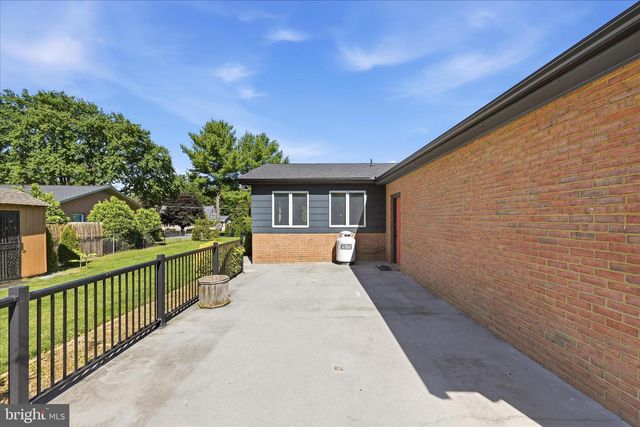 1317 CAROLINE ST, Winchester, VA 22601