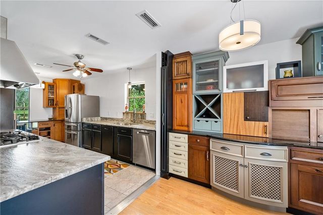 10407 Lala Road, Daphne, AL 36526