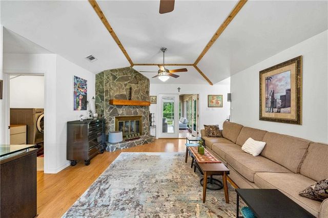 10407 Lala Road, Daphne, AL 36526