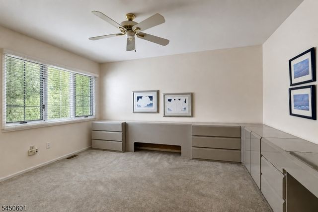 96 Easedale Rd, Wayne Twp., NJ 07470