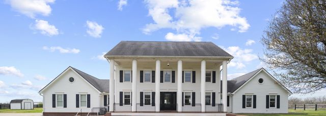 3600 Briar Hill Road, Lexington, KY 40516