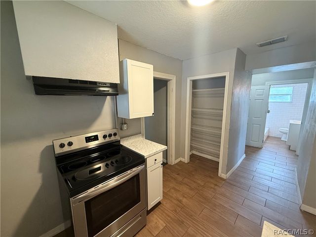 917 Zephyr Street, Inverness, FL 34450