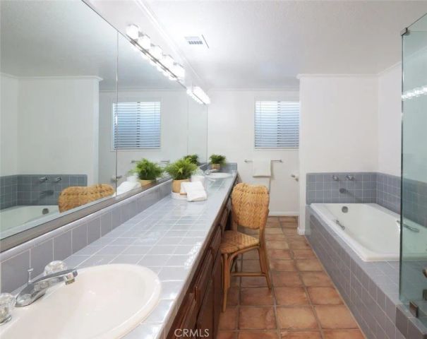 2121 W 25th 3, San Pedro, CA 90732