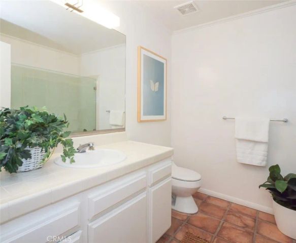 2121 W 25th 3, San Pedro, CA 90732
