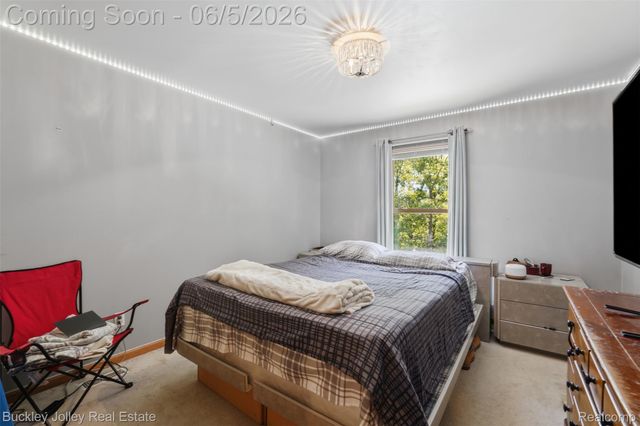 1889 Sharp Sand Circle, Brighton Township, MI 48114