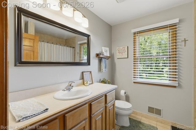 1889 Sharp Sand Circle, Brighton Township, MI 48114