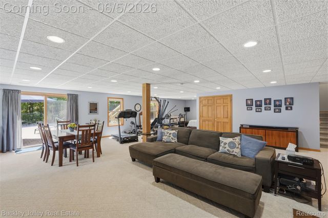 1889 Sharp Sand Circle, Brighton Township, MI 48114