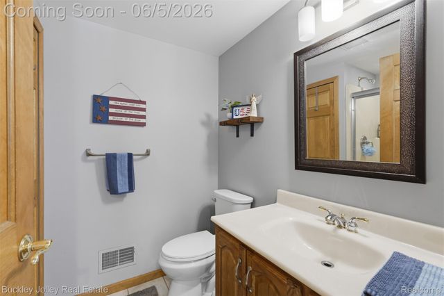 1889 Sharp Sand Circle, Brighton Township, MI 48114