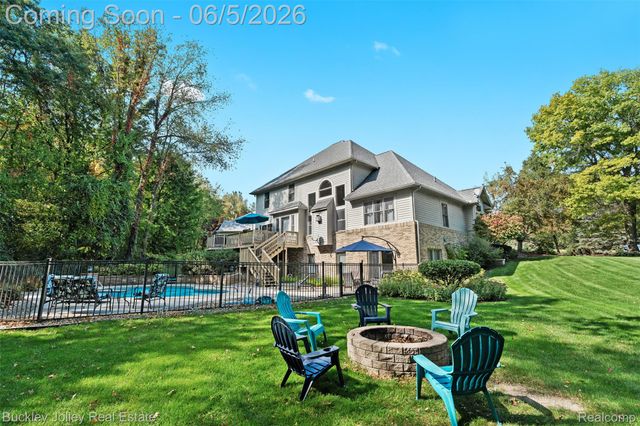 1889 Sharp Sand Circle, Brighton Township, MI 48114