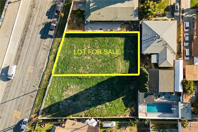 12121 Loma Dr, Whittier, CA 90604