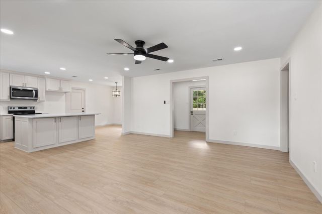 5215 Tenneryville Rd, Longview, TX 75604