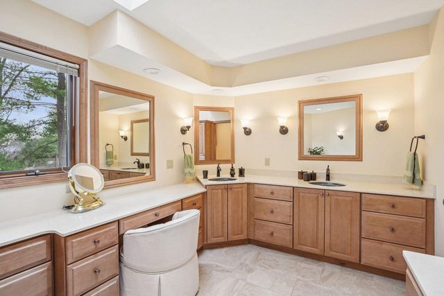 218 Saratoga Circle, Madison, WI 53705