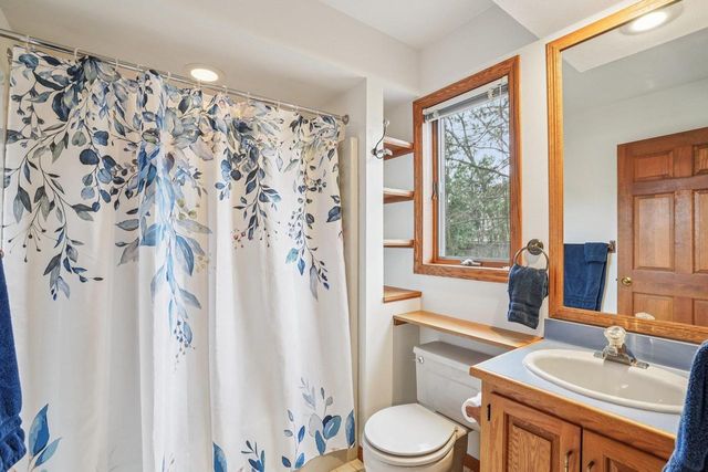 218 Saratoga Circle, Madison, WI 53705