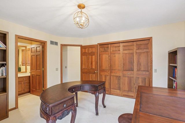 218 Saratoga Circle, Madison, WI 53705