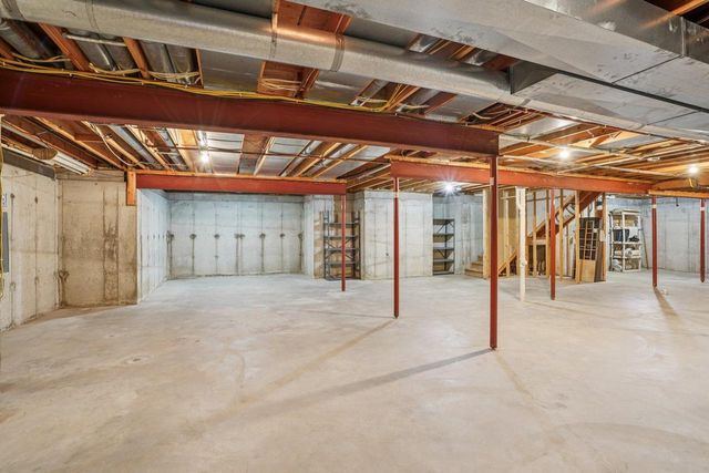 218 Saratoga Circle, Madison, WI 53705