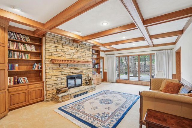 218 Saratoga Circle, Madison, WI 53705