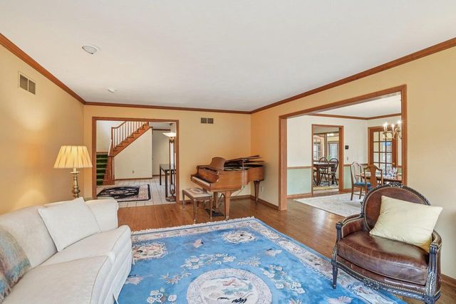 218 Saratoga Circle, Madison, WI 53705