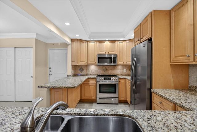 405 N Ocean Boulevard 208, Pompano Beach, FL 33062