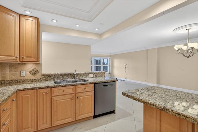 405 N Ocean Boulevard 208, Pompano Beach, FL 33062