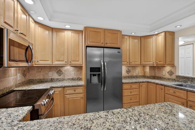 405 N Ocean Boulevard 208, Pompano Beach, FL 33062