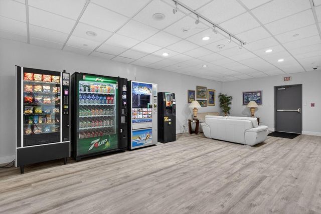 405 N Ocean Boulevard 208, Pompano Beach, FL 33062