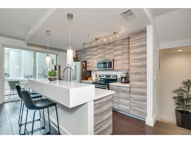 604 N Bluff DR 205, Austin, TX 78745