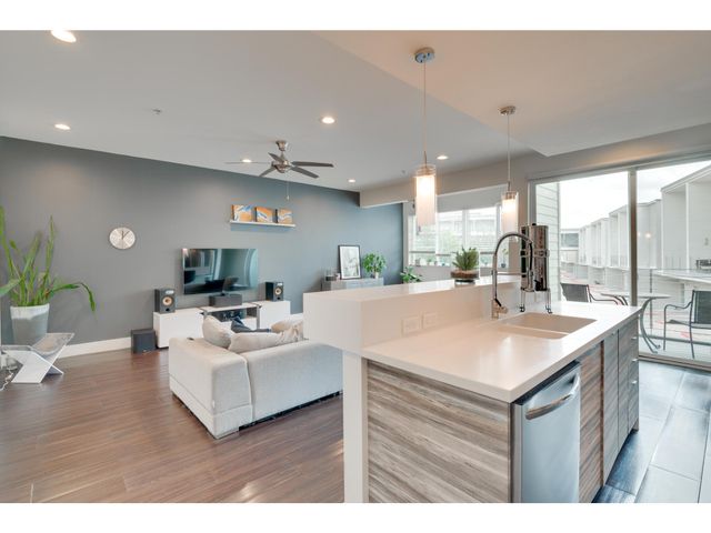 604 N Bluff DR 205, Austin, TX 78745