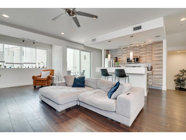 604 N Bluff DR 205, Austin, TX 78745